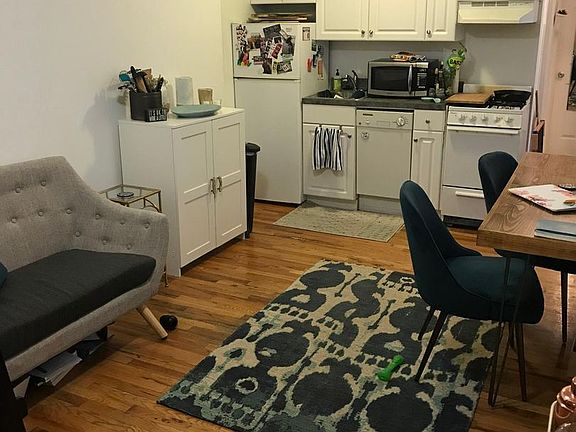 2nd image of 320 S 12th St #9952662