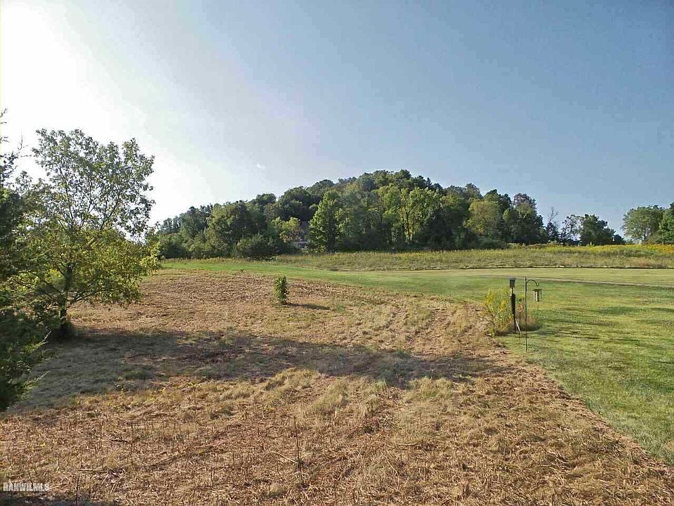 1st image of 23 Walnut Hill Dr