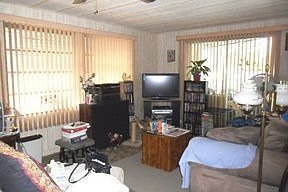 3rd image of 103 Gardenia Ave