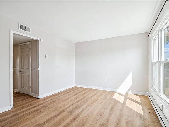 5th image of 119 W Orndorff Dr