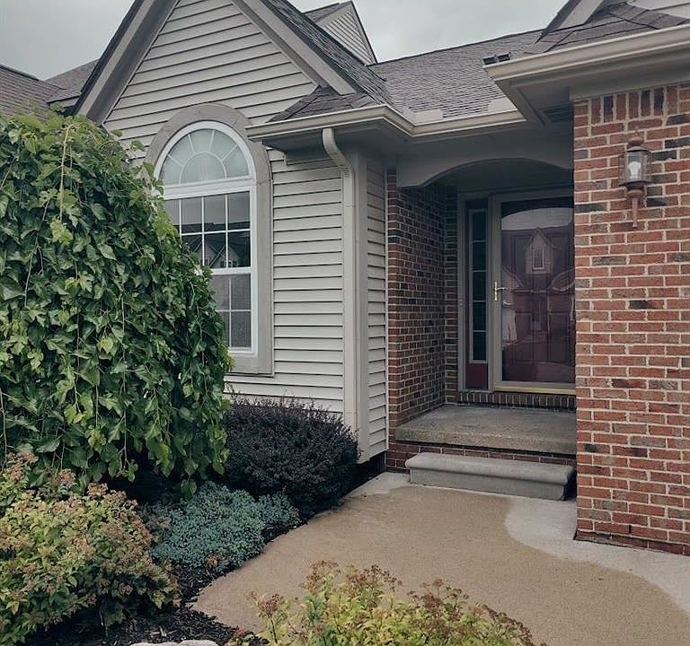 1st image of 2577 Katsura Ln