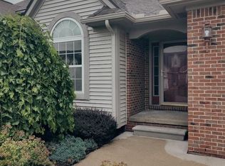 2577 Katsura Ln, Howell, MI 48855
