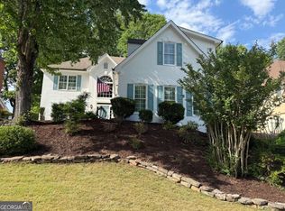 220 May Apple Ln, Alpharetta, GA 30005