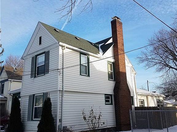 3rd image of 1149 W 9th St