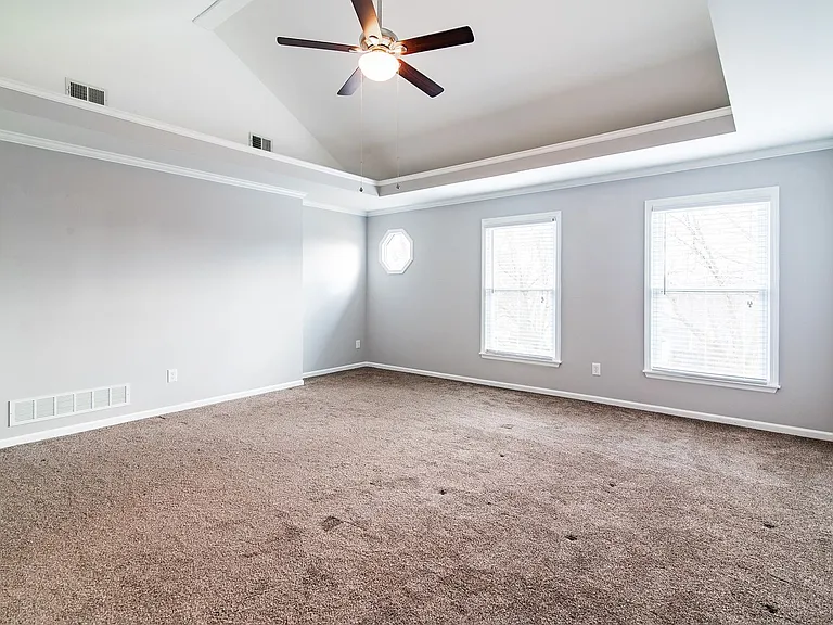 15704 Outlook St — Photo 23