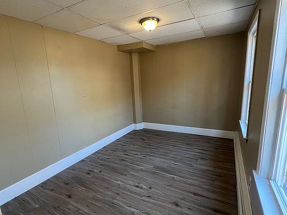 3rd image of 21 Church St APT 1
