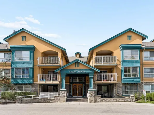 25 Richard Pl SW APT 201, Calgary, AB T3E 7N1