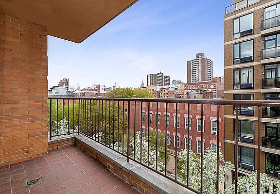 3rd image of 394 E 8th St APT 4D
