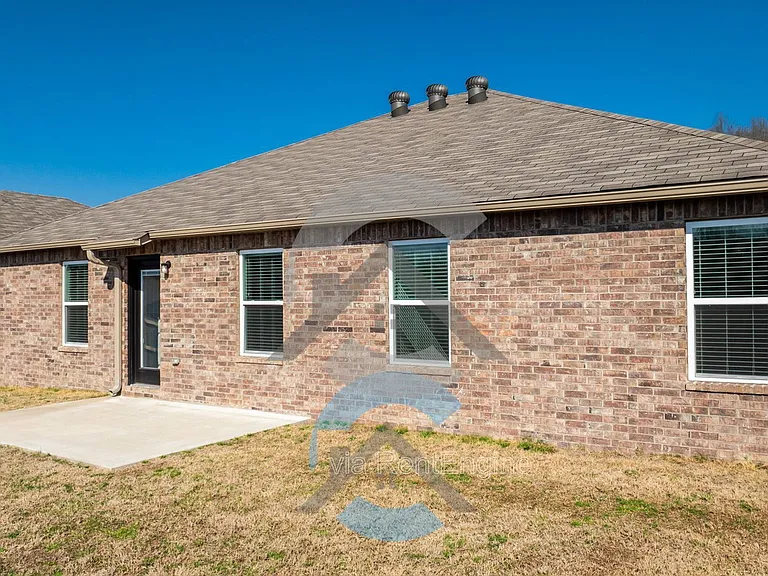 1155 Gallery Dr — Photo 15