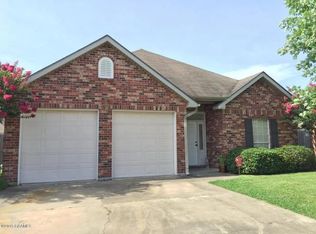 100 Jackie Cir, Lafayette, LA 70506