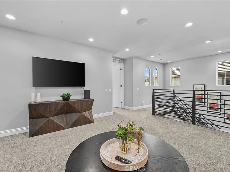 24253 Flora Rd — Photo 23