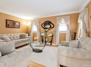 11435 222nd St, Cambria Heights, NY 11411