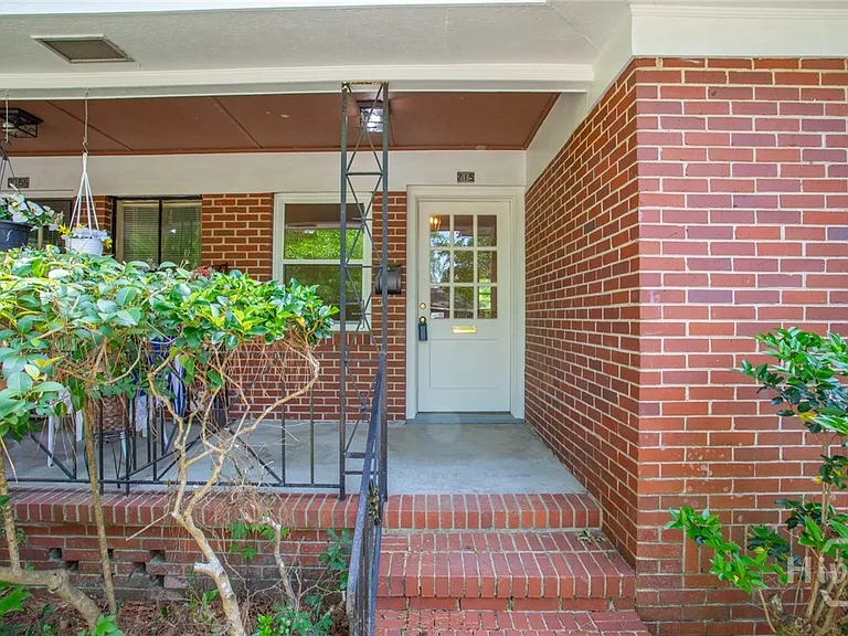 215 Brandywine Rd #215 — Photo 2