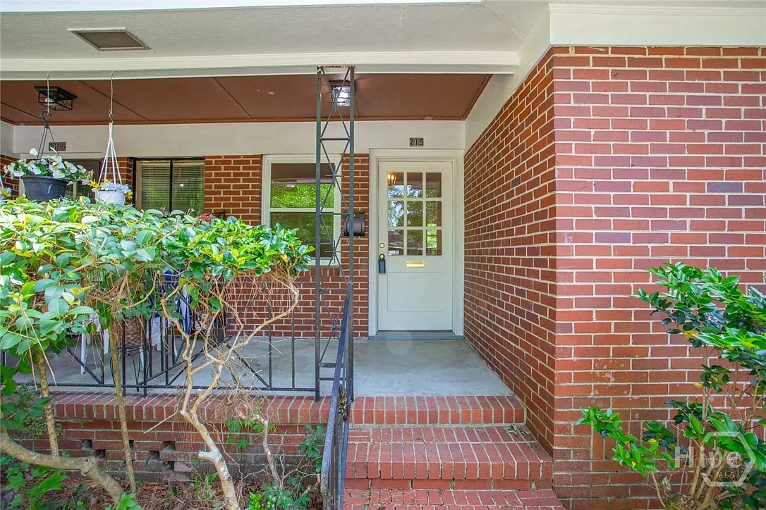 Building Photo - 215 Brandywine Rd #215