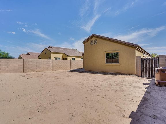 5th image of 1394 E Kelsi Ave