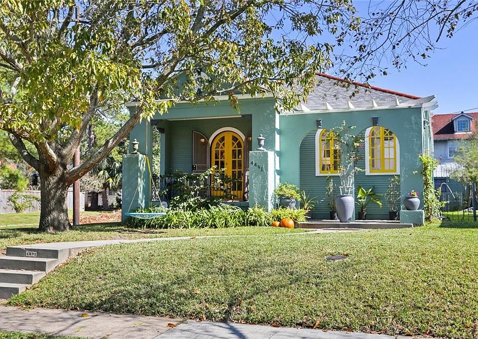 1st image of 4491 Venus St