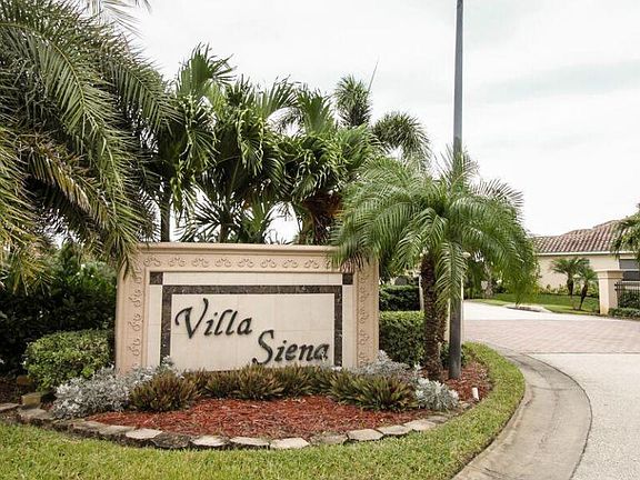 3rd image of 504 Siena Ct