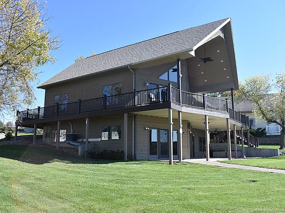 4th image of 32408 Swan Ln