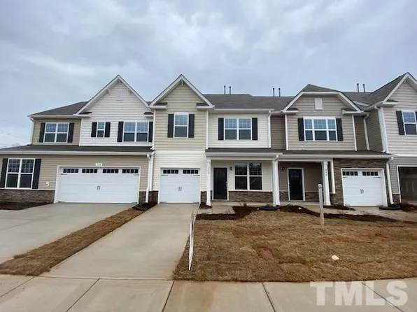 904 Hillman Ln, Mebane, NC 27302