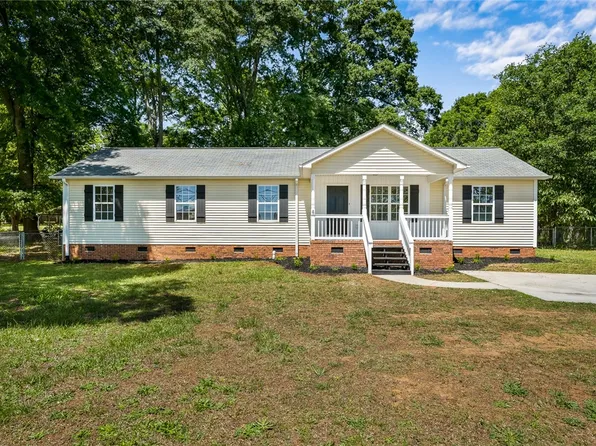1515 E Calhoun St, Anderson, SC 29621