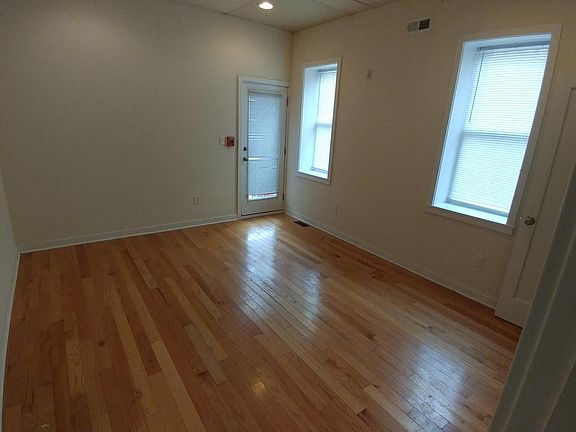 4th image of 673 N 15th St #1