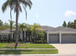18930 Saint Laurent Dr, Lutz, FL 33558