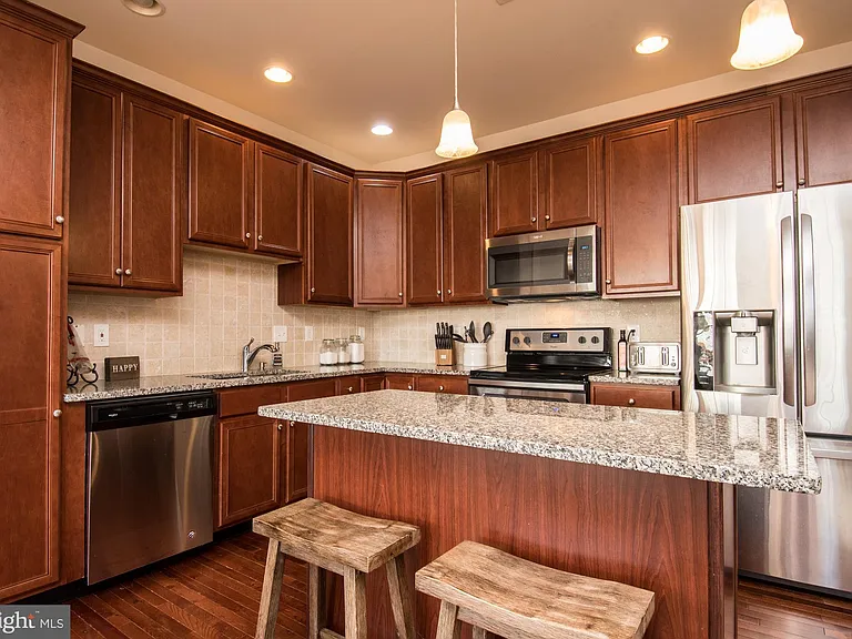 203 Misty Pond Ter — Photo 8
