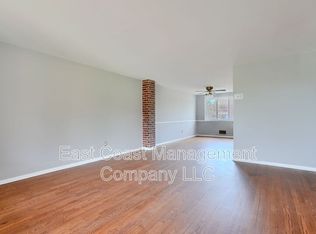 1008 Middleborough Rd, Baltimore, MD 21221
