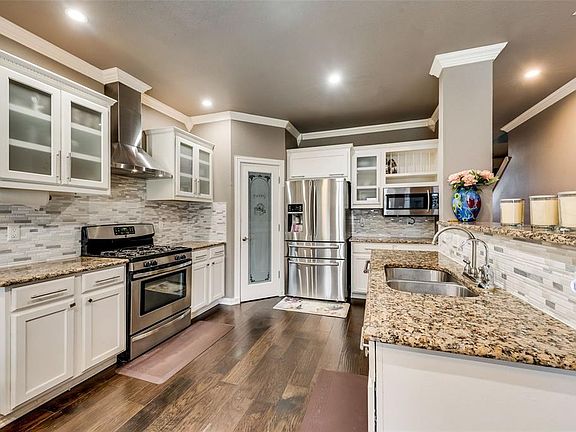2nd image of 9721 Longhill Dr