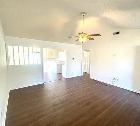 3rd image of 1000 Peppercorn Ln #144