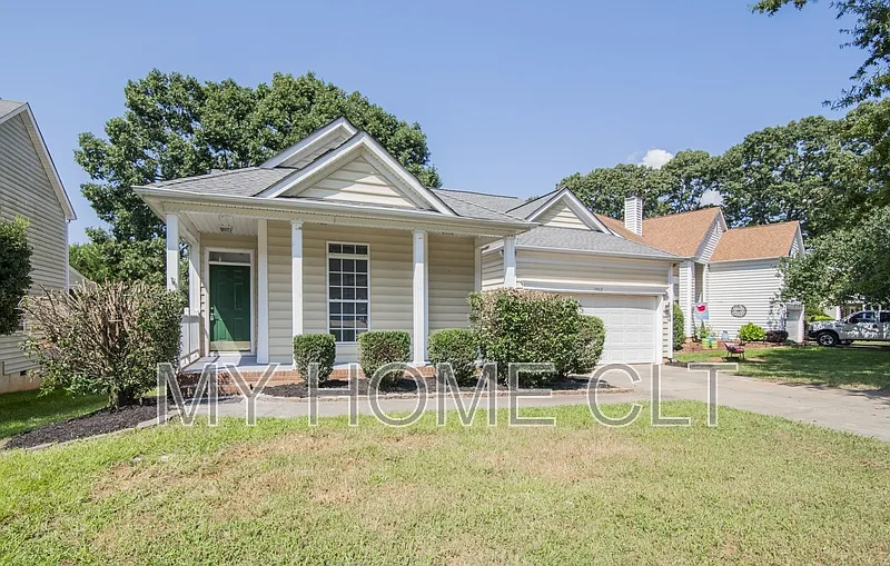 4 bed, 3.0 bath, 1903 sqft, $2,500 — Photo 1