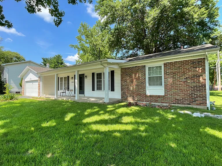 1960 Seven Pines Dr — Photo 39