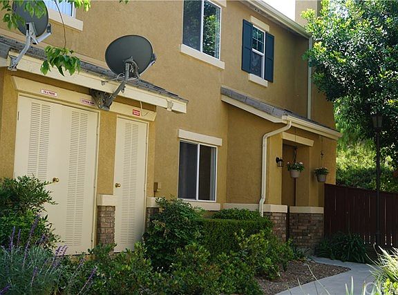 5th image of 39695 Princeton Way Unit B