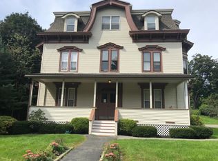 465 Chapel St APT 6, Lee, MA 01238