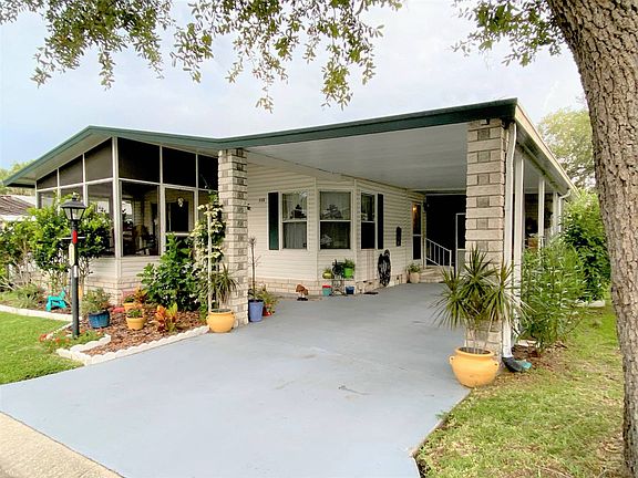3rd image of 113 Strawberry Junction Ln