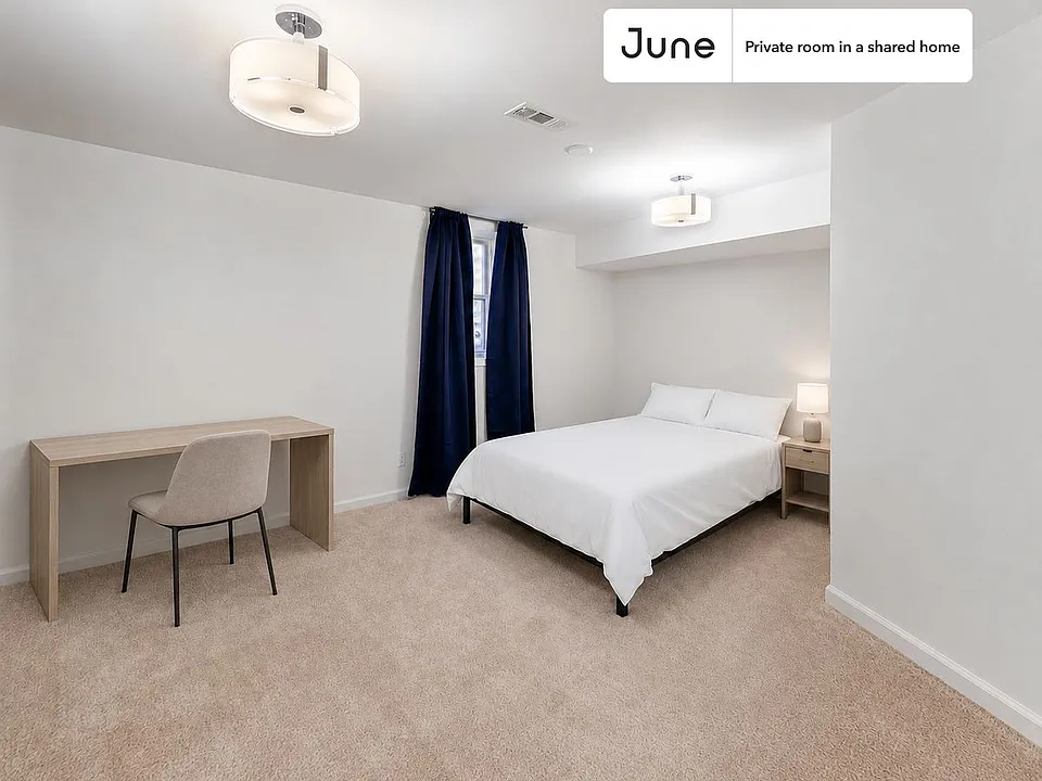 1107 1/2 M St NW #BD