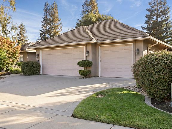 5th image of 1124 Bridgetowne Dr