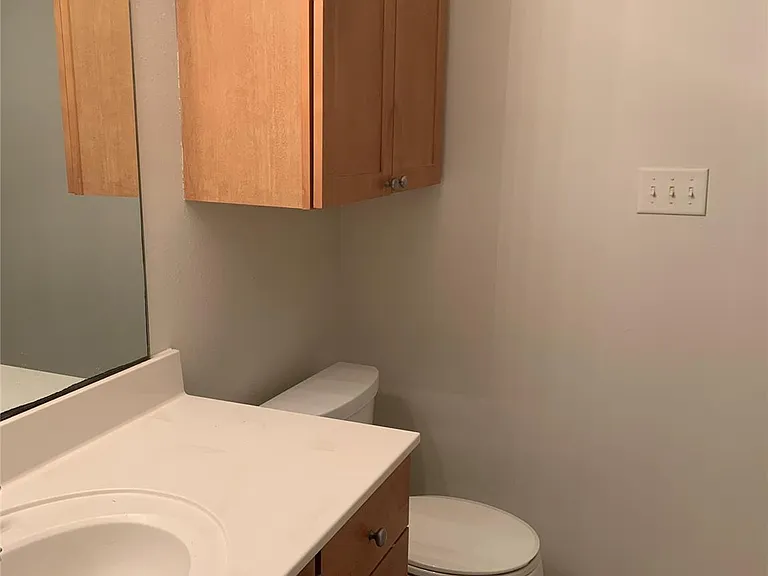 11 Lords Cir — Photo 18