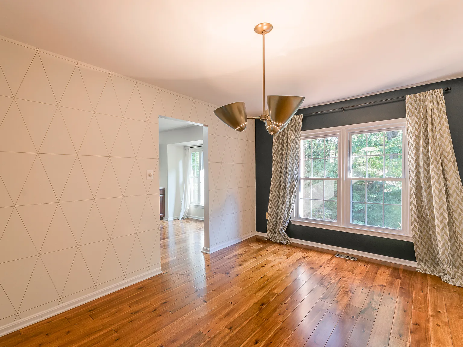 4 bed, 3.5 bath, 1712 sqft, $3,650 — Photo 3