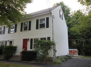 28 Skyline Dr, Saco, ME 04072
