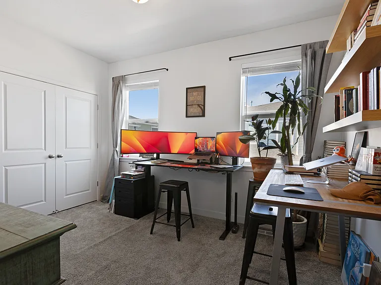 974 W Cyan Valley Way — Photo 10
