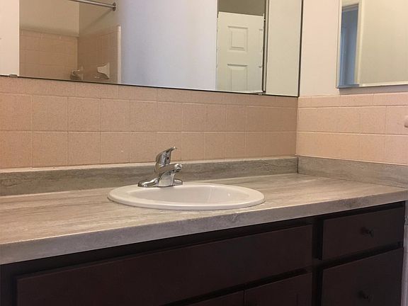 5th image of 401 E Willard Ave #10592565