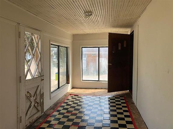 Enclosed Porch