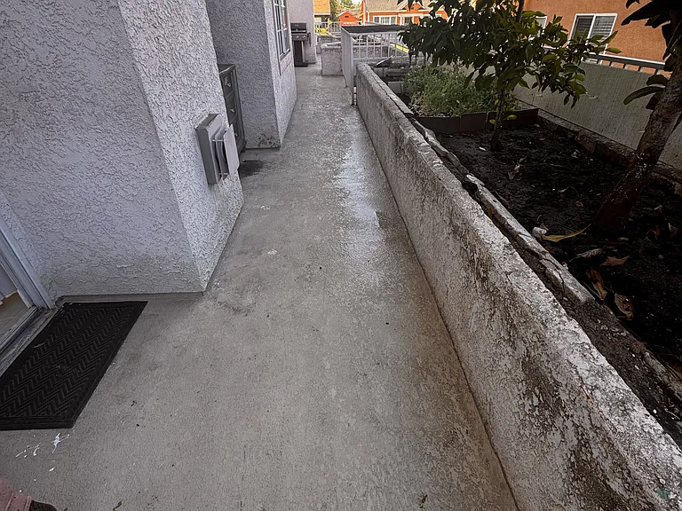 415 W Lexington Dr #2 — Photo 21