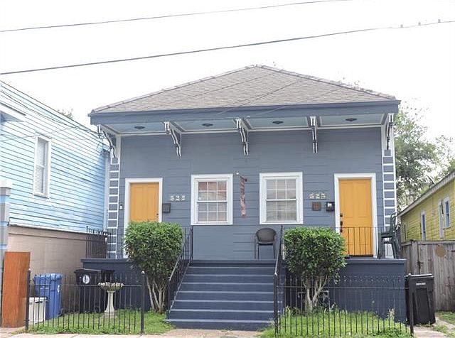 1st image of 522 Verret St