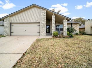 6914 E 98th St, Tulsa, OK 74133