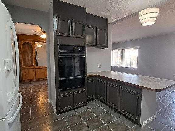 4th image of 5033 Sitka Ln