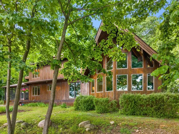 1111 W Clark Rd, Ypsilanti, MI 48198