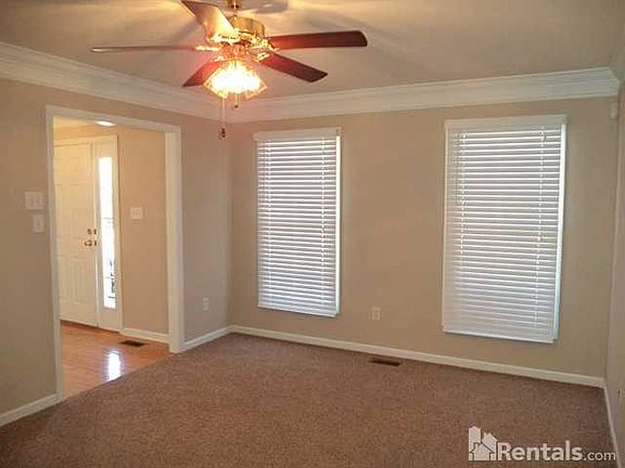 4th image of 3427 Meadow Top Ln