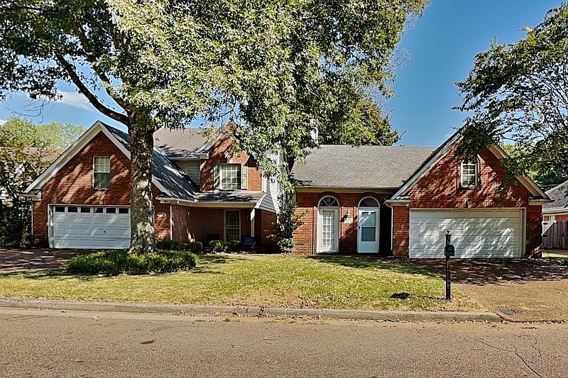 1st image of 978 Nolan Ln